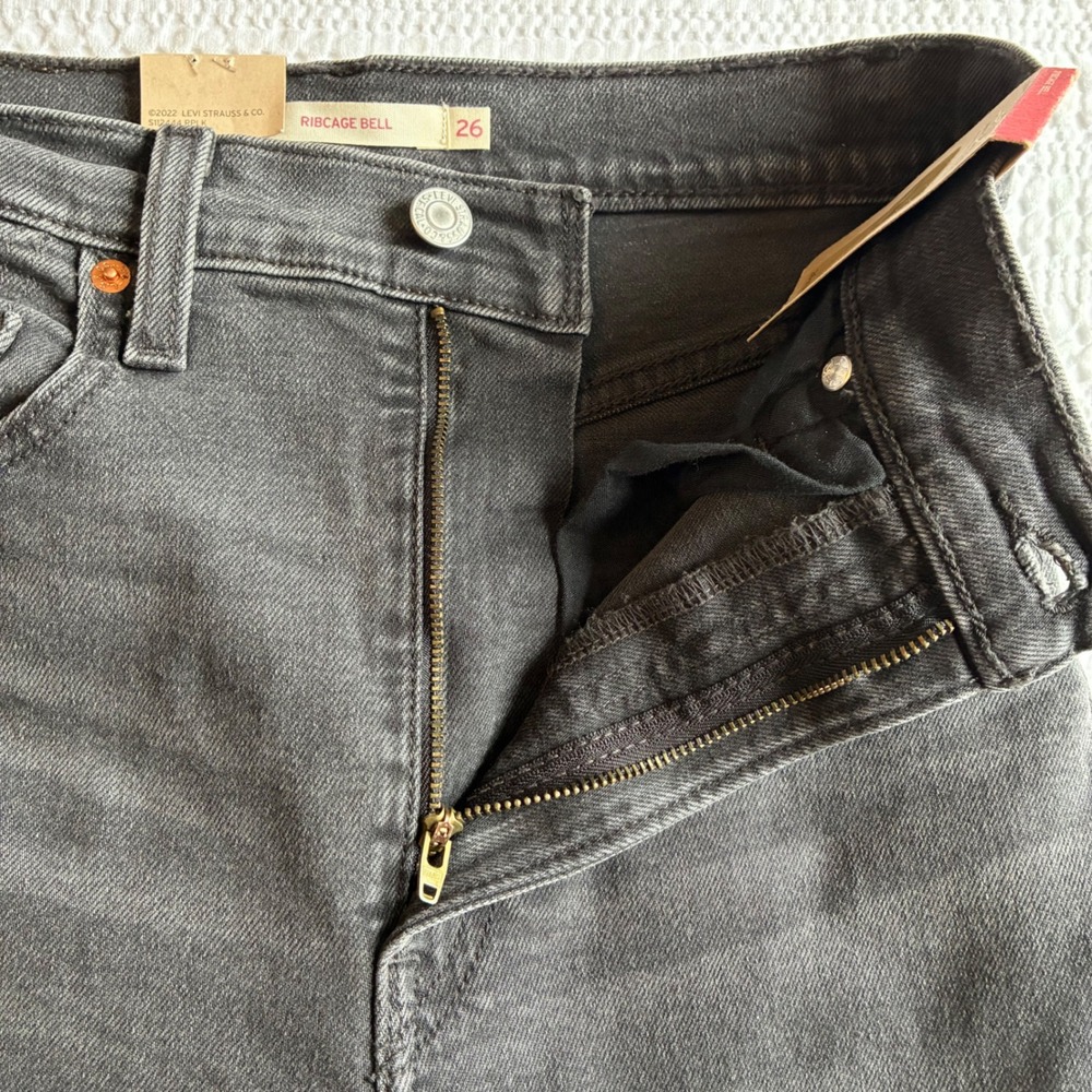 NWT Levi Ribcage Bell Women 26 Dark Gray High Waisted Flare Festival Boho Casual - Picture 9 of 16